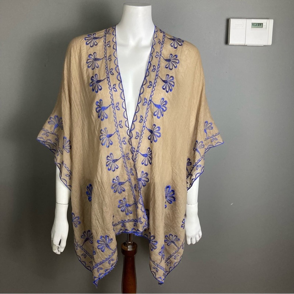 Natural Life kimono o/s tan with purple embroidery